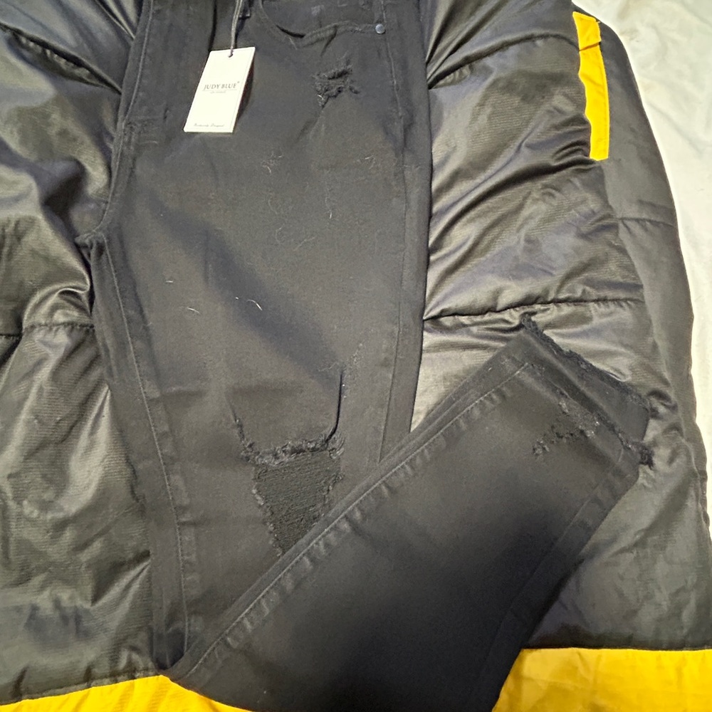 Judy Blue Black Skinny Fit Jeans with Yellow Lining